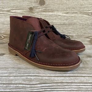 Clarks Bushacre 2 Aubergine Burgundy Leather Chukka Boots  Size 9.5M  NEW NO BOX